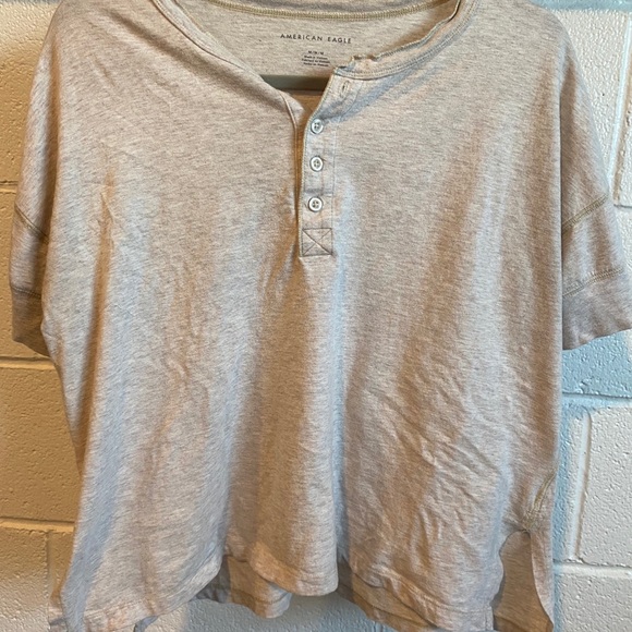 Women’s American Eagle Crop-Top T shirt - Picture 1 of 2